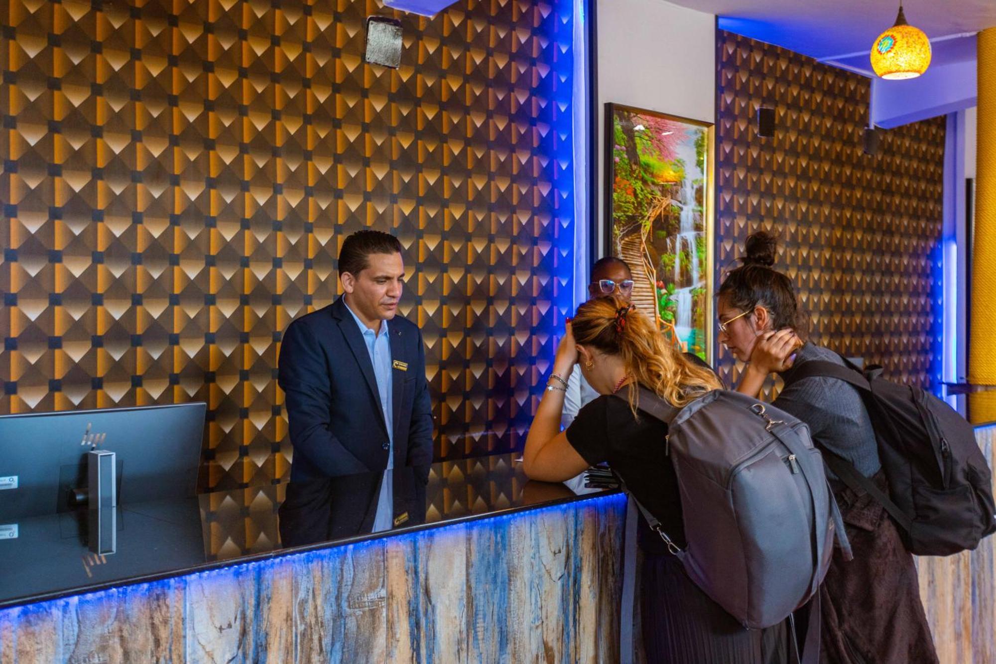 Canary Hotel & Spa Nungwi Luaran gambar
